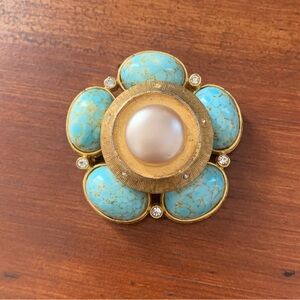 Gold Tone Turquoise Colored Cabochons and Faux diamond Rhinestones Flower